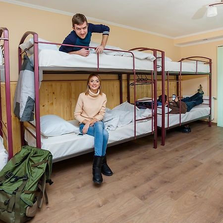 Tsentralnyi Hostel Ιβανό-Φρανκίβσκ Εξωτερικό φωτογραφία